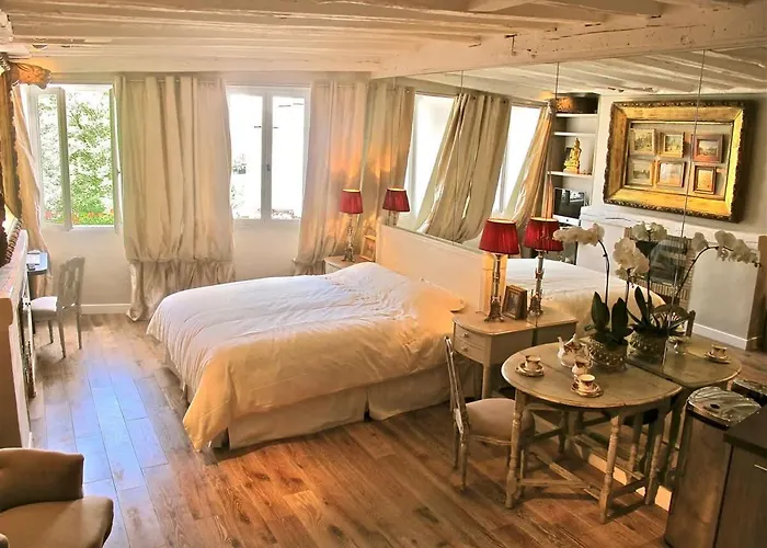 Apartamento The Romantic Notre Dame *