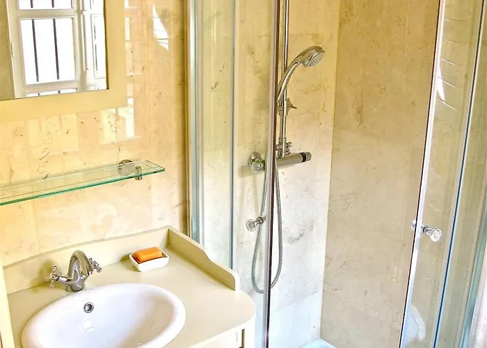 The Romantic Notre Dame Apartment Paris