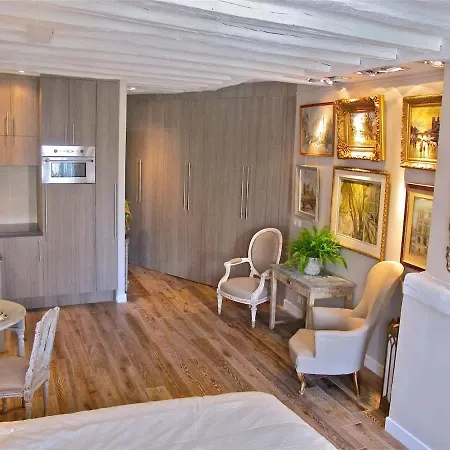 Apartamento The Romantic Notre Dame *